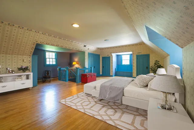 $400,000 | 1286 West Stephenson Street, Freeport, IL 61032