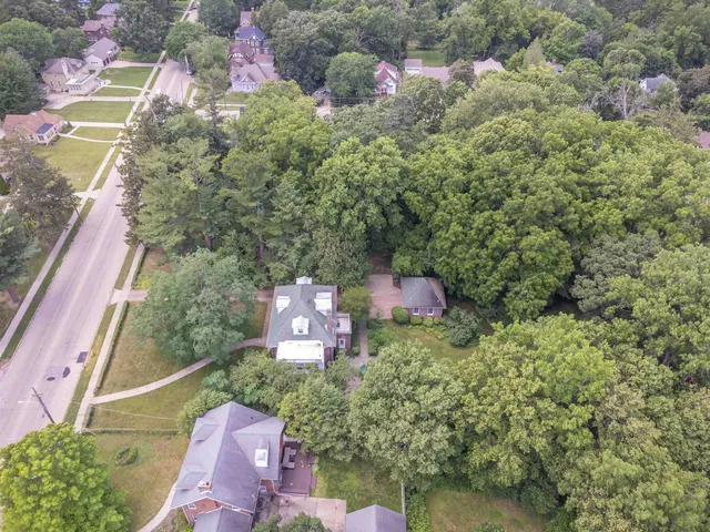 $400,000 | 1286 West Stephenson Street, Freeport, IL 61032