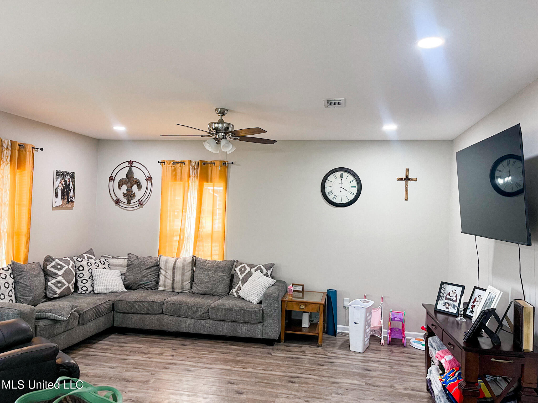 156 Ridge Lane Lucedale, MS 39452 - Photo 9 of 40 IMG_0608