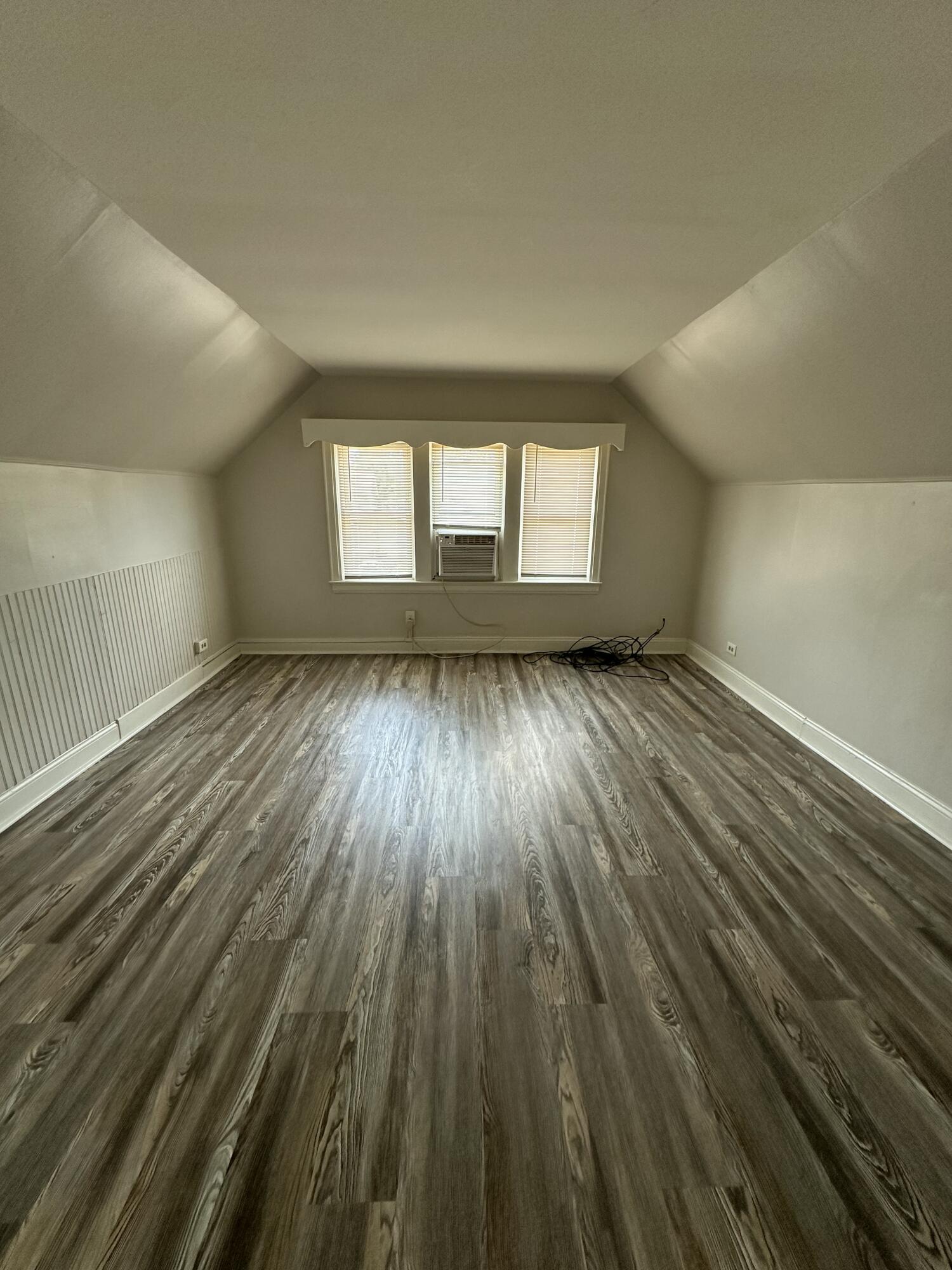 6453 West Point Street Taylor, MI 48180 - Photo 19 of 24 Upper Unit