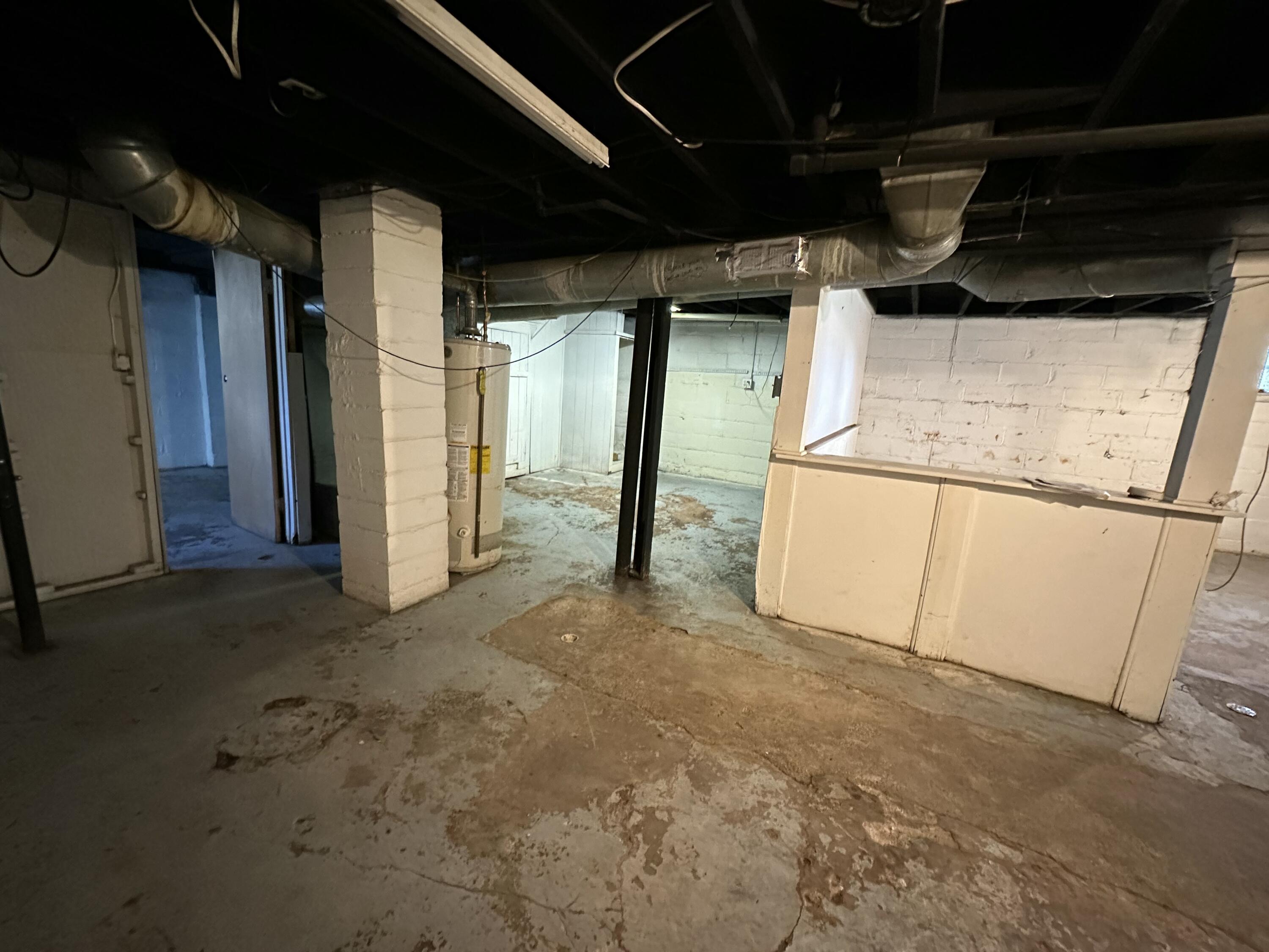 6453 West Point Street Taylor, MI 48180 - Photo 23 of 24 Full basement