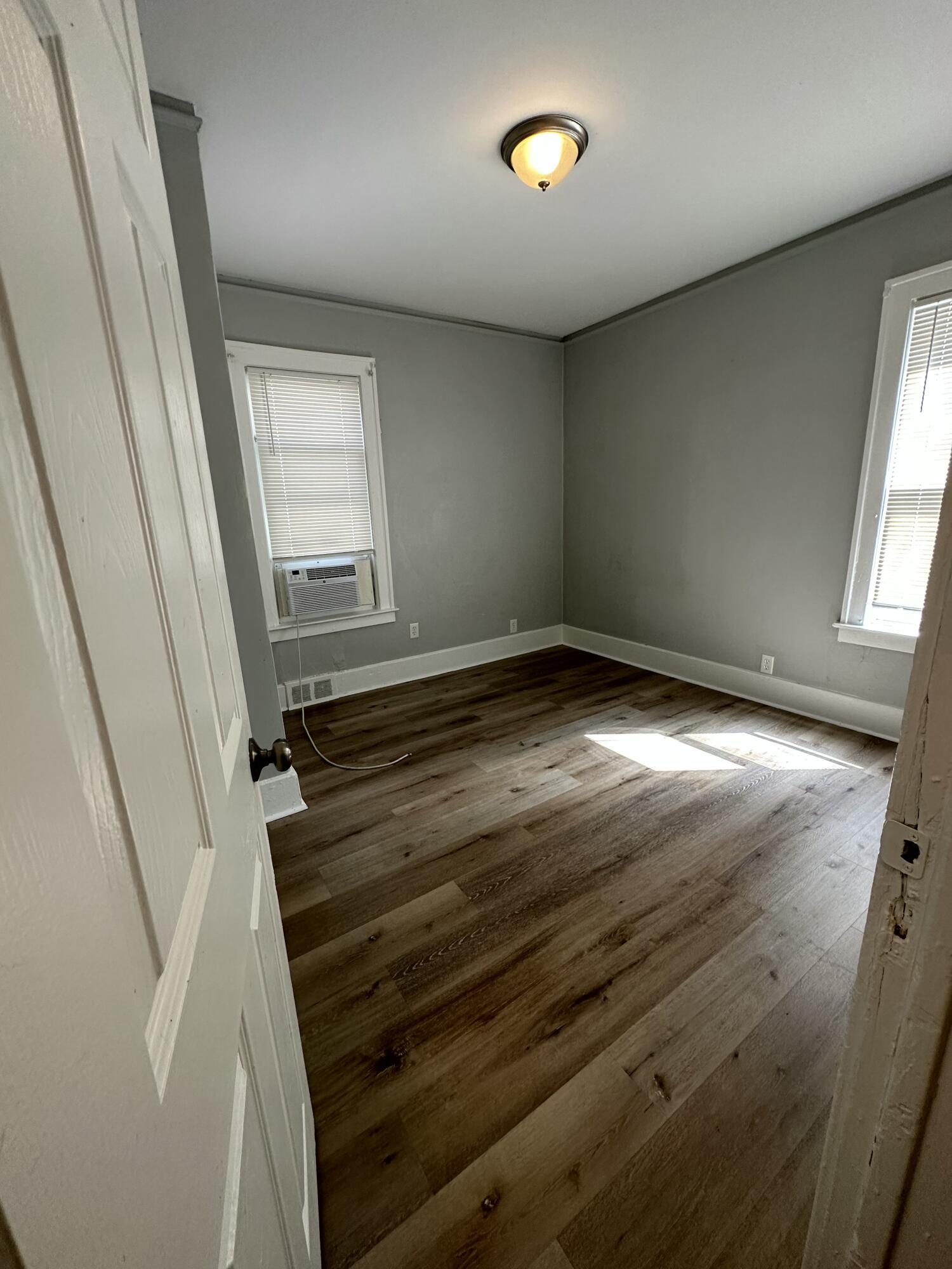 6453 West Point Street Taylor, MI 48180 - Photo 6 of 24 lower unit