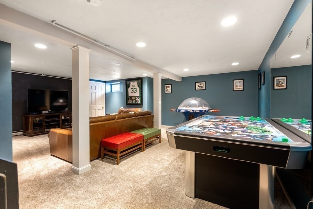 44 Stone Road Sudbury, MA 01776 - Photo 27 of 36