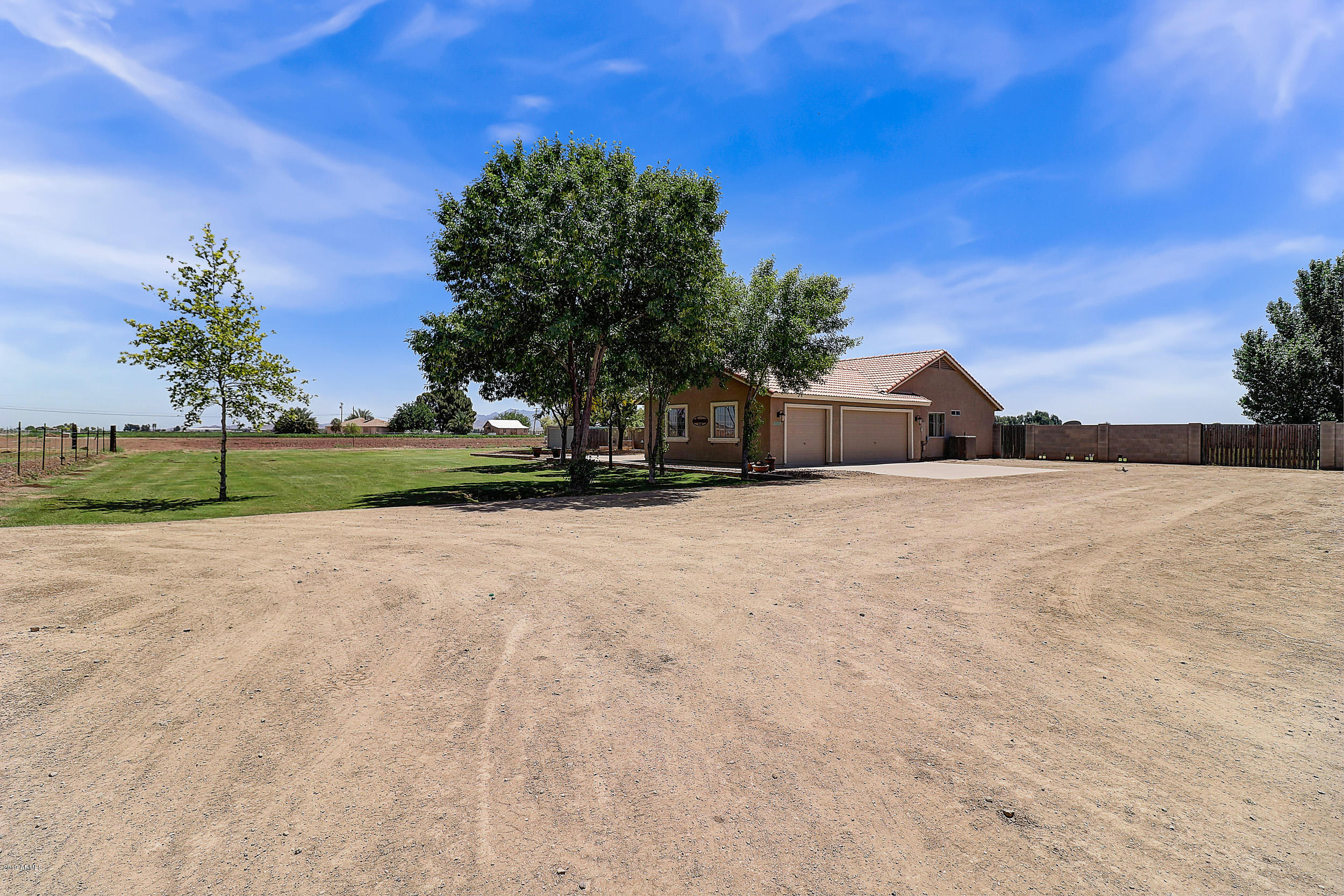 22007 West Carter Road Buckeye, AZ 85326 - Photo 4 of 35 A (4)
