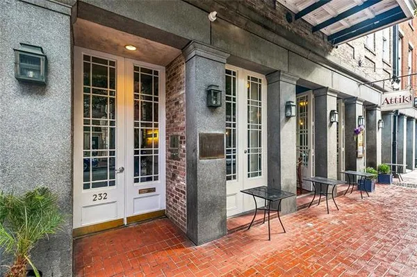$2,900 | 232 Decatur Street, Unit 3D, New Orleans, LA 70130
