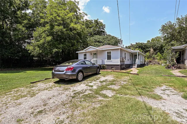 $1,495 | 3429 Tappan Place, Unit 2, Charlotte, NC 28205