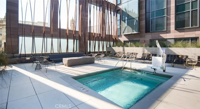 $6,160 | 100 Van Ness Avenue, Unit 2508, San Francisco, CA 94102