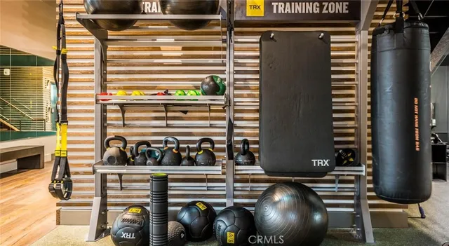 $6,160 | 100 Van Ness Avenue, Unit 2508, San Francisco, CA 94102