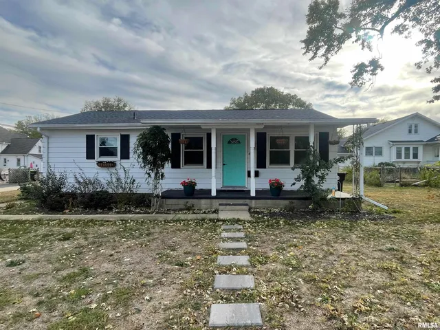 $114,900 | 418 West Walnut Street, Chillicothe, IL 61523