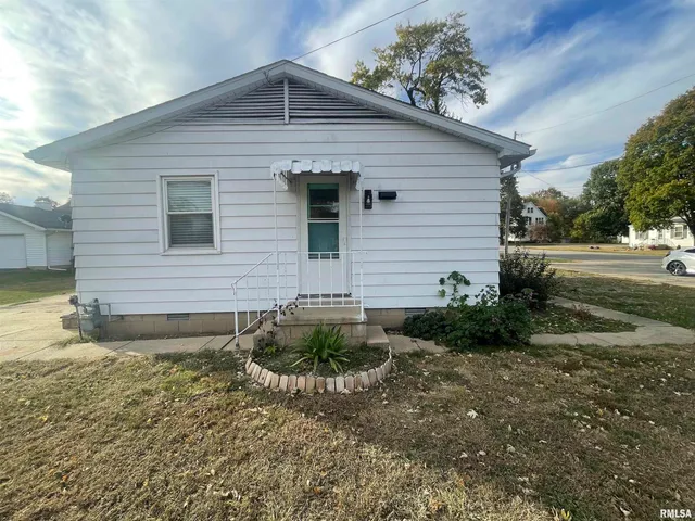 $114,900 | 418 West Walnut Street, Chillicothe, IL 61523
