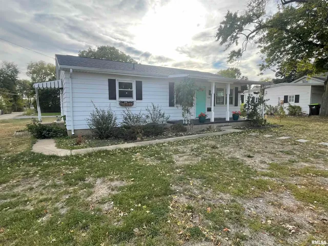 $114,900 | 418 West Walnut Street, Chillicothe, IL 61523