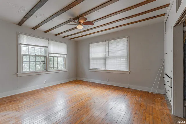 $99,900 | 306 Woodlawn Road, Lincoln, IL 62656