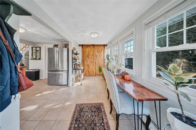 $499,999 | 13 Wakefield Avenue, South Kingstown, RI 02879