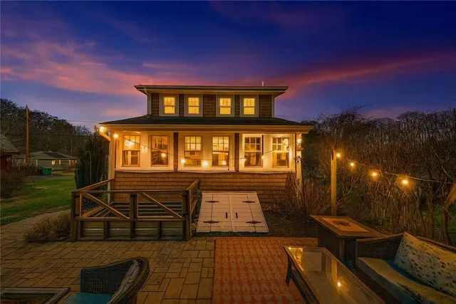 $499,999 | 13 Wakefield Avenue, South Kingstown, RI 02879