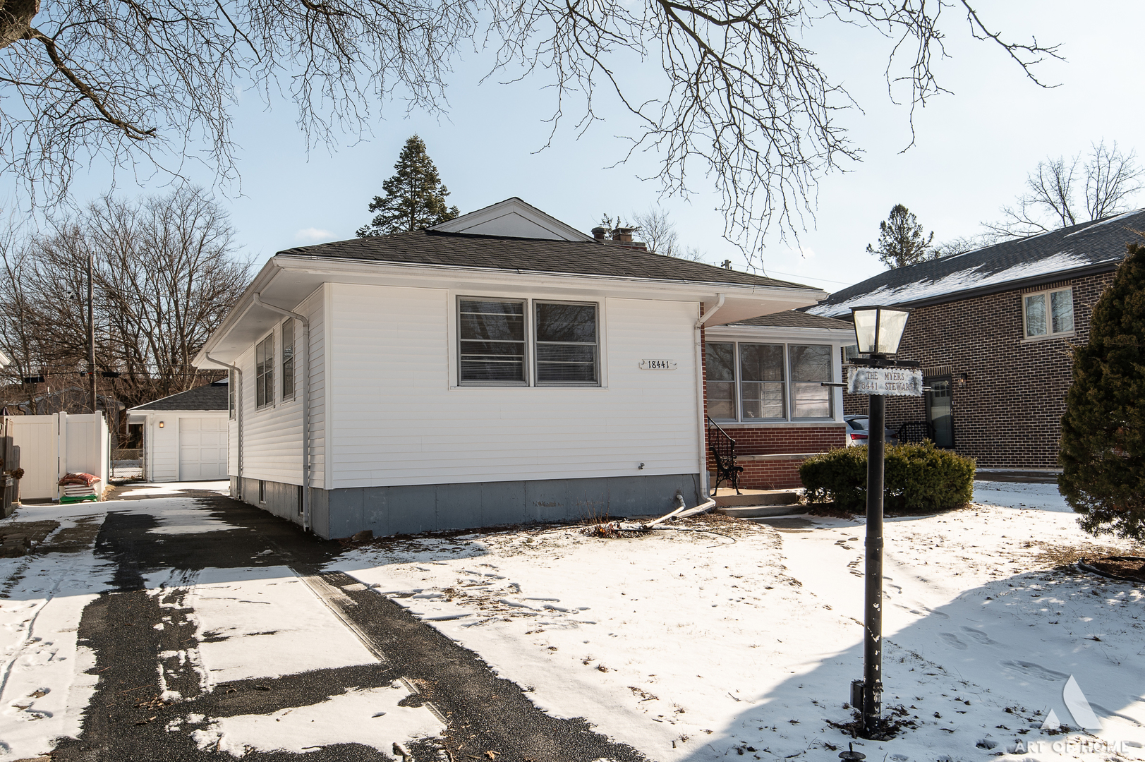 18441 Stewart Avenue Homewood, IL 60430 - Photo 6 of 50