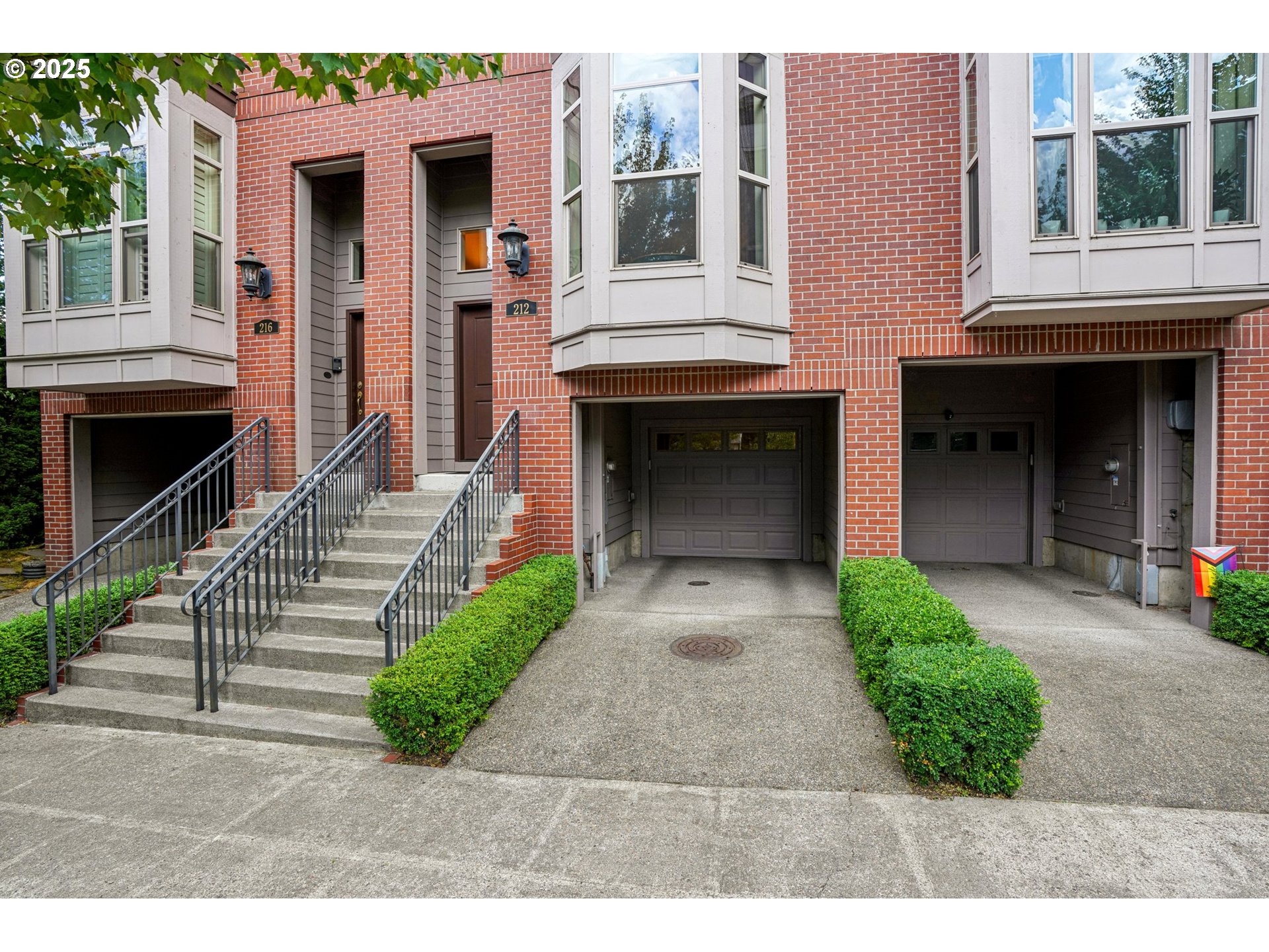 212 South Pendleton Street Portland, OR 97239 - Photo 4 of 36 Gallery Image 4