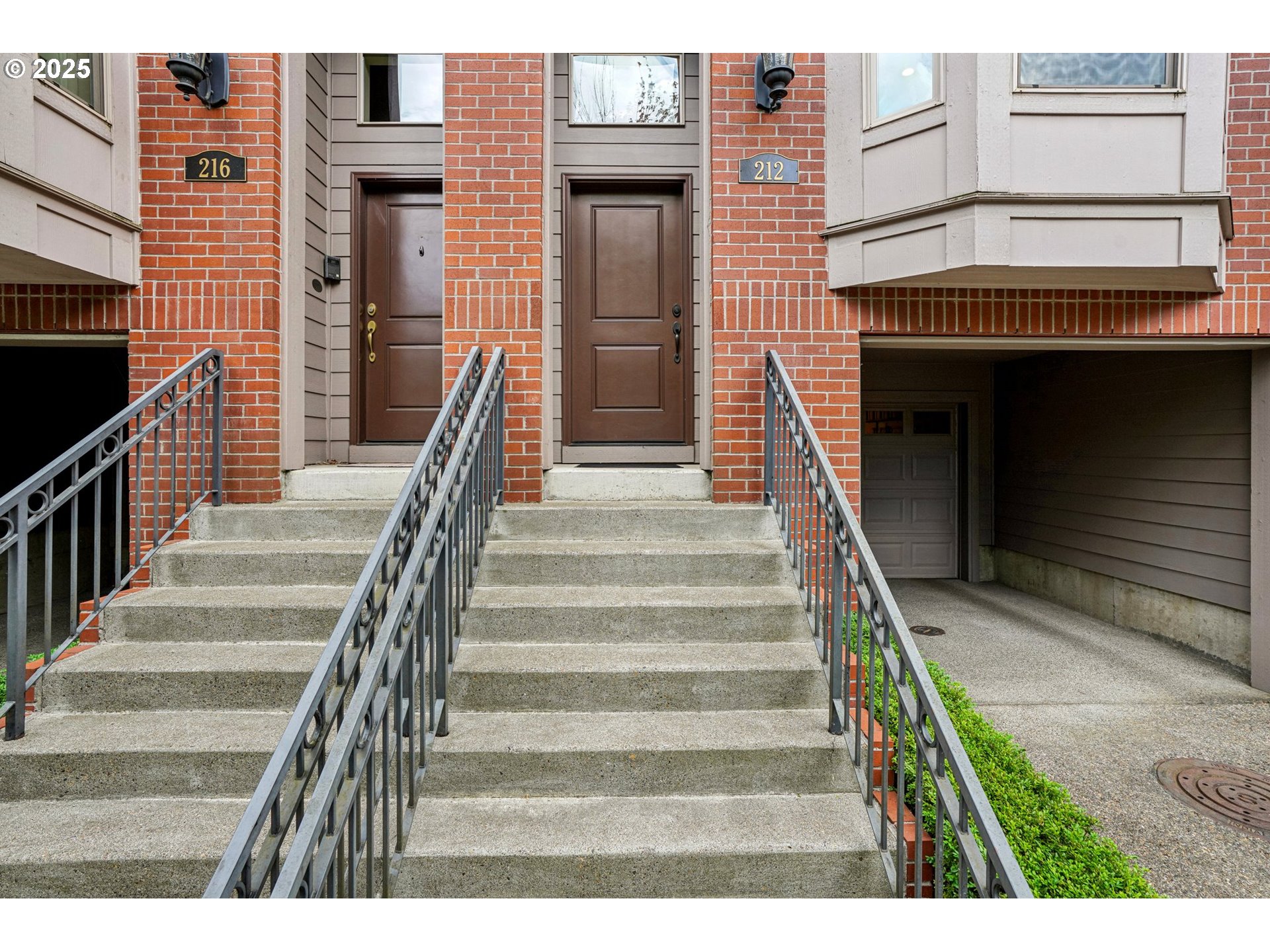 212 South Pendleton Street Portland, OR 97239 - Photo 5 of 36 Gallery Image 5