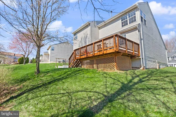 $694,900 | 2927 Myrtlewood Drive, Dumfries, VA 22026