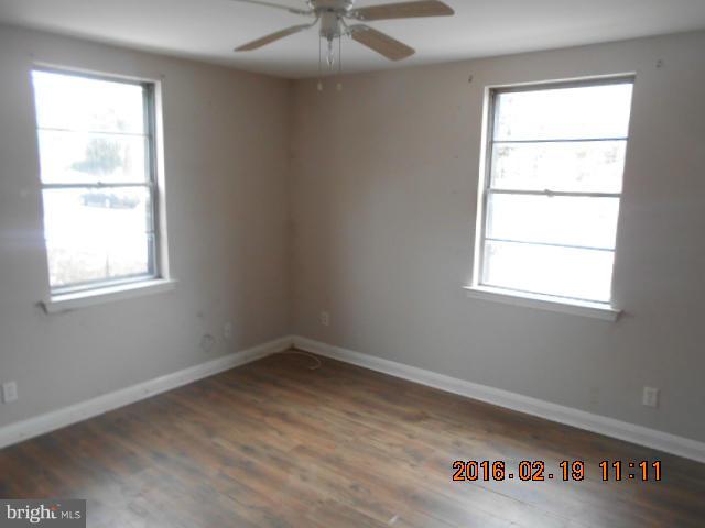 316 Upland Road Baltimore, MD 21208 - Photo 2 of 7 Bedroom