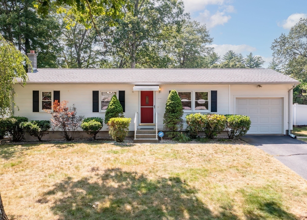 60 Saffron Circle Springfield, MA 01129 - Photo 1 of 37 front view of house with potted plants and large trees
