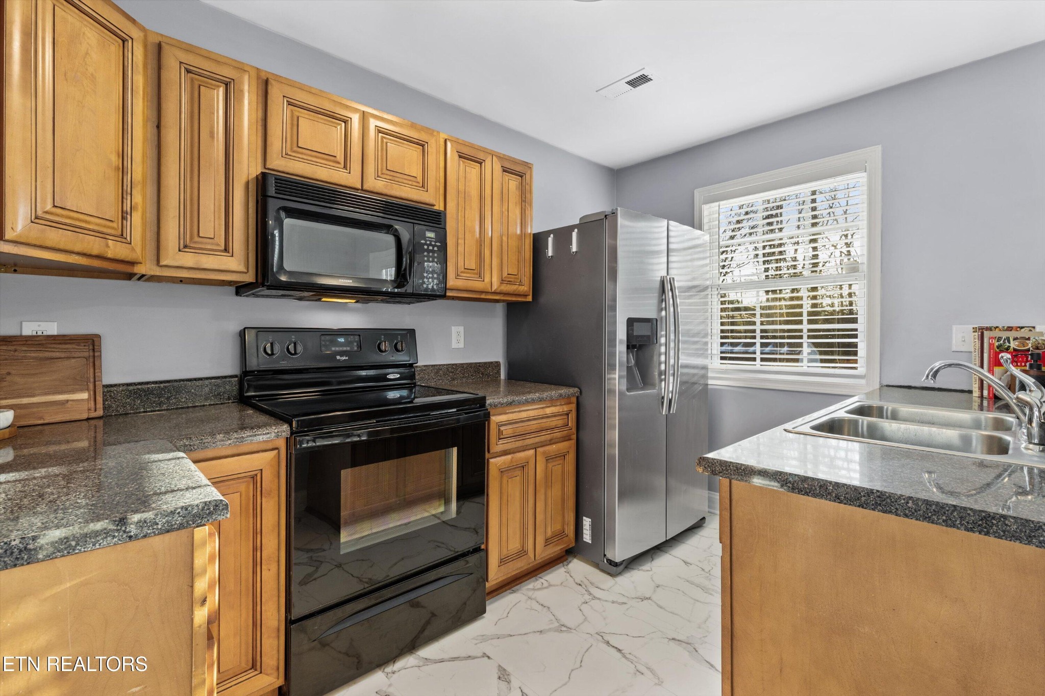 809 Cessna Road Knoxville, TN 37919 - Photo 12 of 36 Gallery Image 12