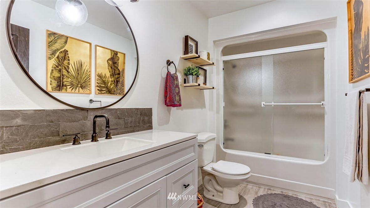 18820 106th Avenue Southeast Renton, WA 98055 - Photo 28 of 38 Gallery Image 28