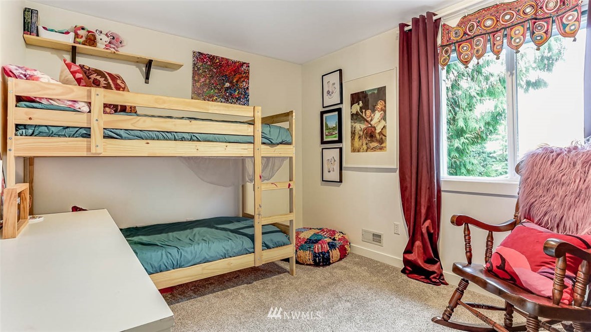18820 106th Avenue Southeast Renton, WA 98055 - Photo 29 of 38 Gallery Image 29