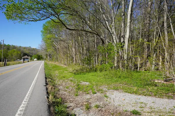 $159,900 | 4219 Hwy 49 Tennessee Ridge, Cumberland City, TN 37050