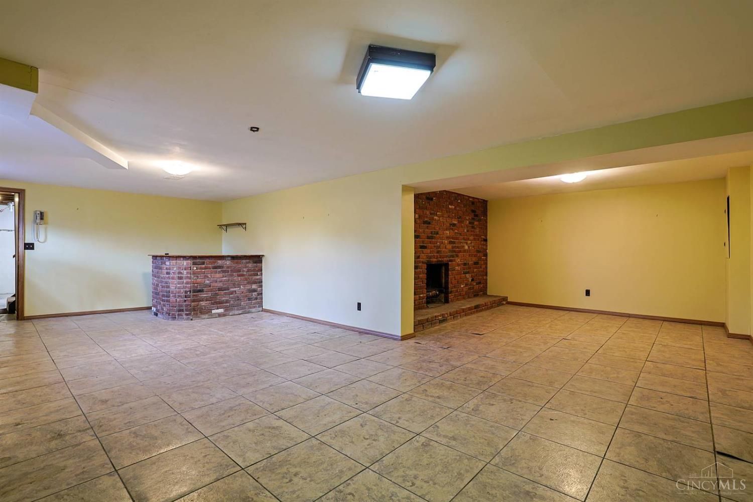 4021 Hanley Road Cincinnati, OH 45247 - Photo 25 of 47 Gallery Image 25