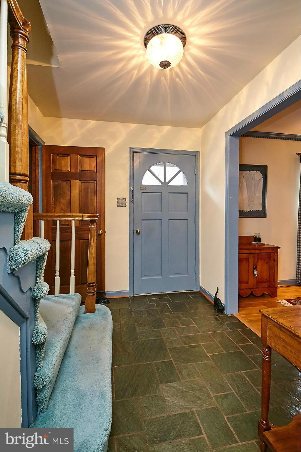 6130 Long Meadow Road McLean, VA 22101 - Photo 3 of 25 Interior (General)