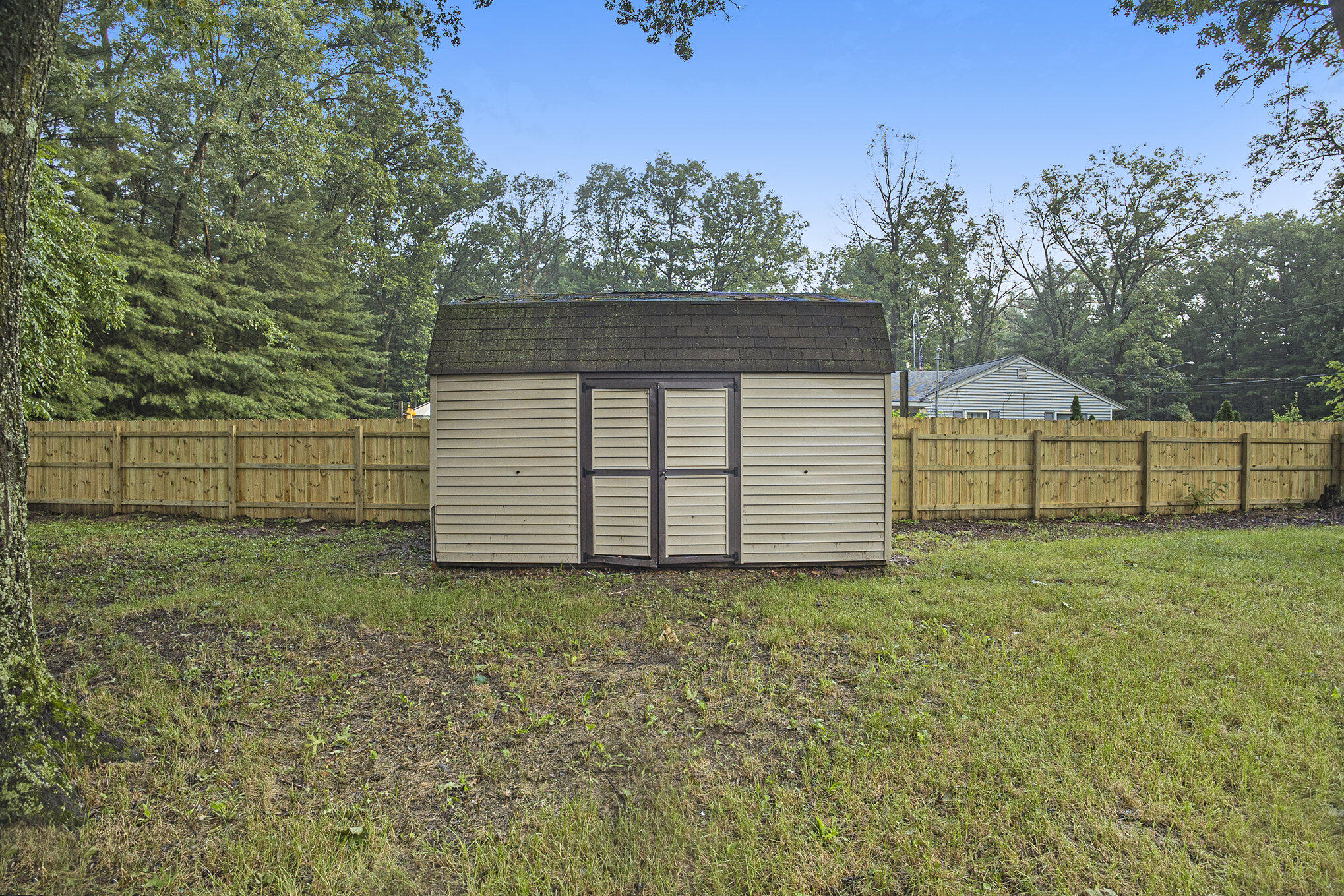 171 South Broton Road Muskegon, MI 49442 - Photo 25 of 28 026_42a0863