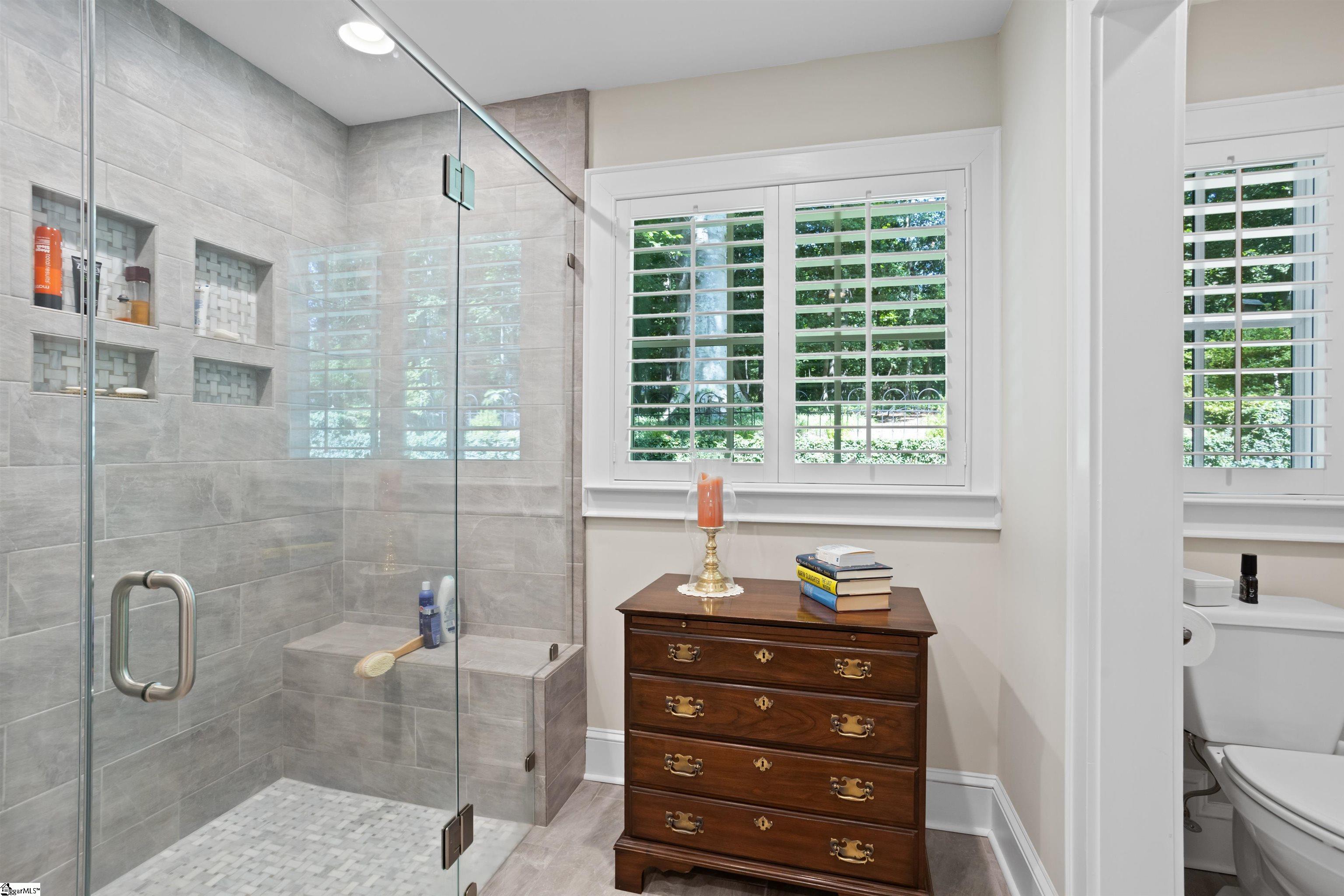 307 Hammett Road Greer, SC 29650 - Photo 15 of 34