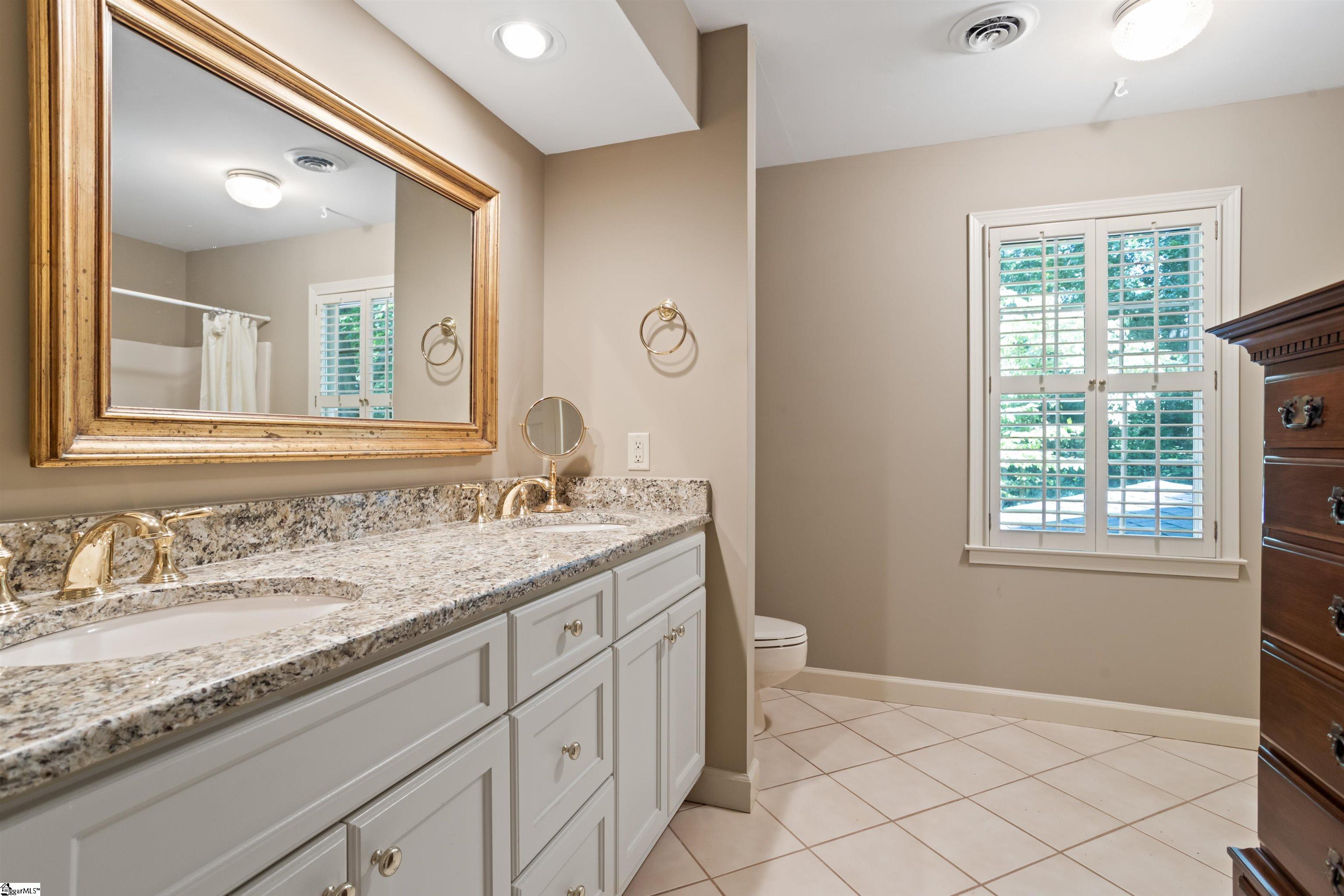 307 Hammett Road Greer, SC 29650 - Photo 22 of 34