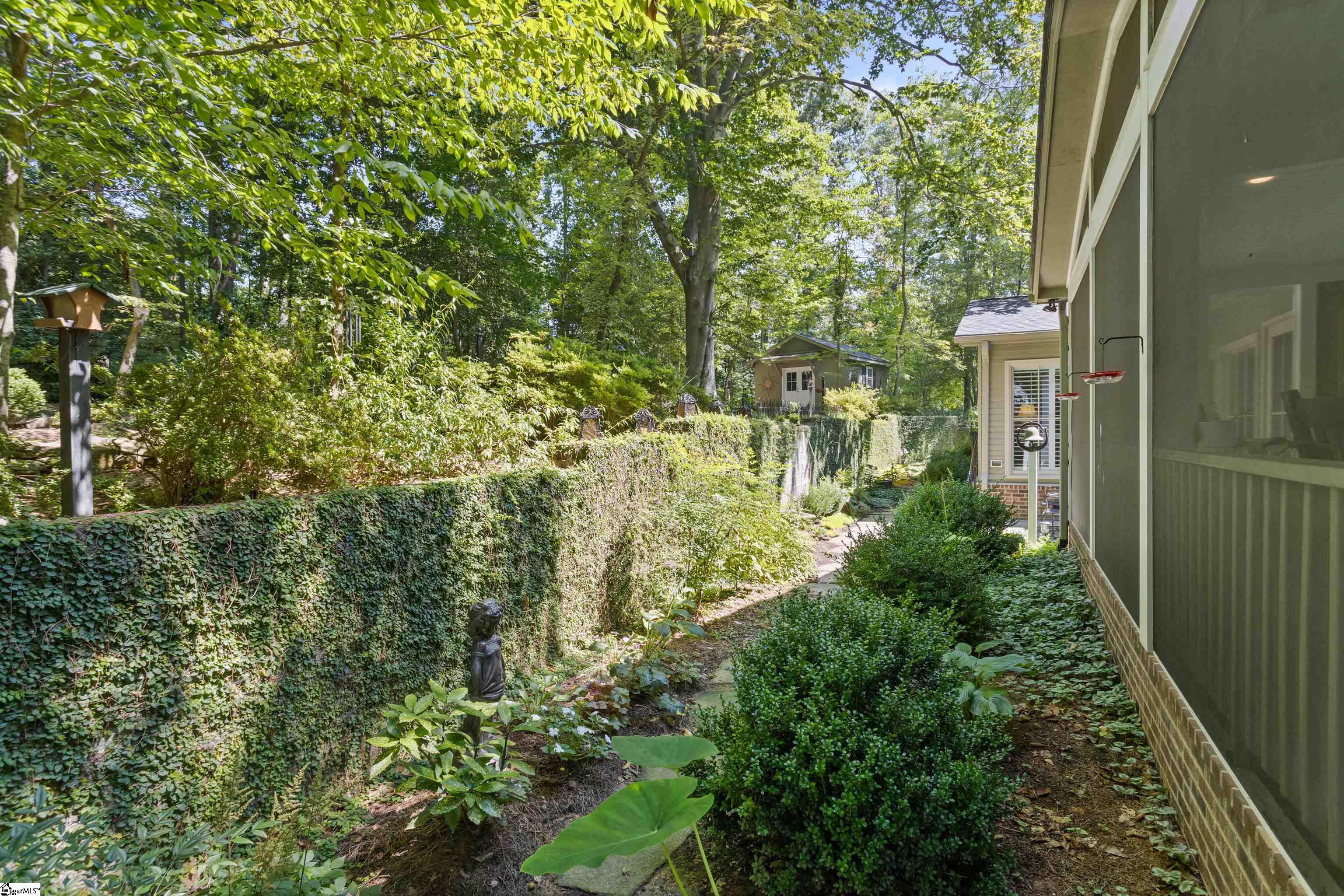 307 Hammett Road Greer, SC 29650 - Photo 29 of 34