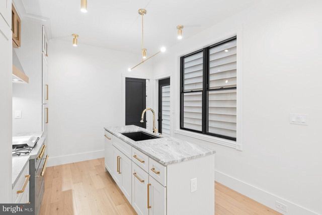$1,040,000 | 441 Q Street Northwest, Unit 1, Washington, DC 20001