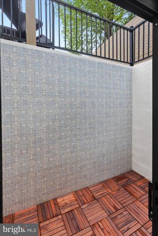 $1,040,000 | 441 Q Street Northwest, Unit 1, Washington, DC 20001