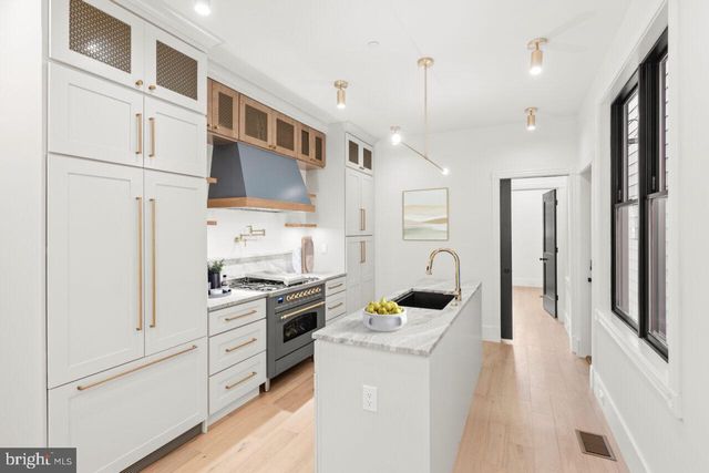 $1,040,000 | 441 Q Street Northwest, Unit 1, Washington, DC 20001