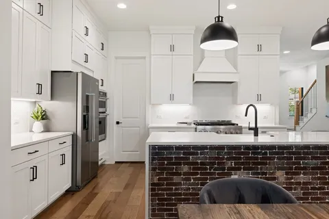$1,550,000 | 1212 Madison Avenue, Austin, TX 78757
