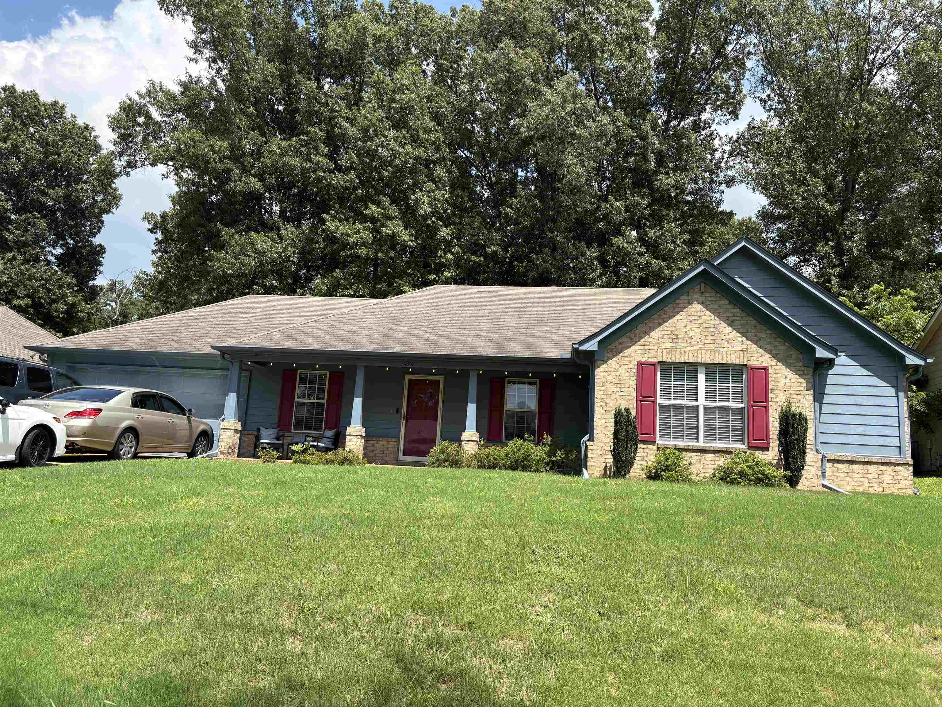 4356 Cedar Hills Road Memphis, TN 38135 - Photo 1 of 29 Single-story residence featuring a combination of brick and siding exterior