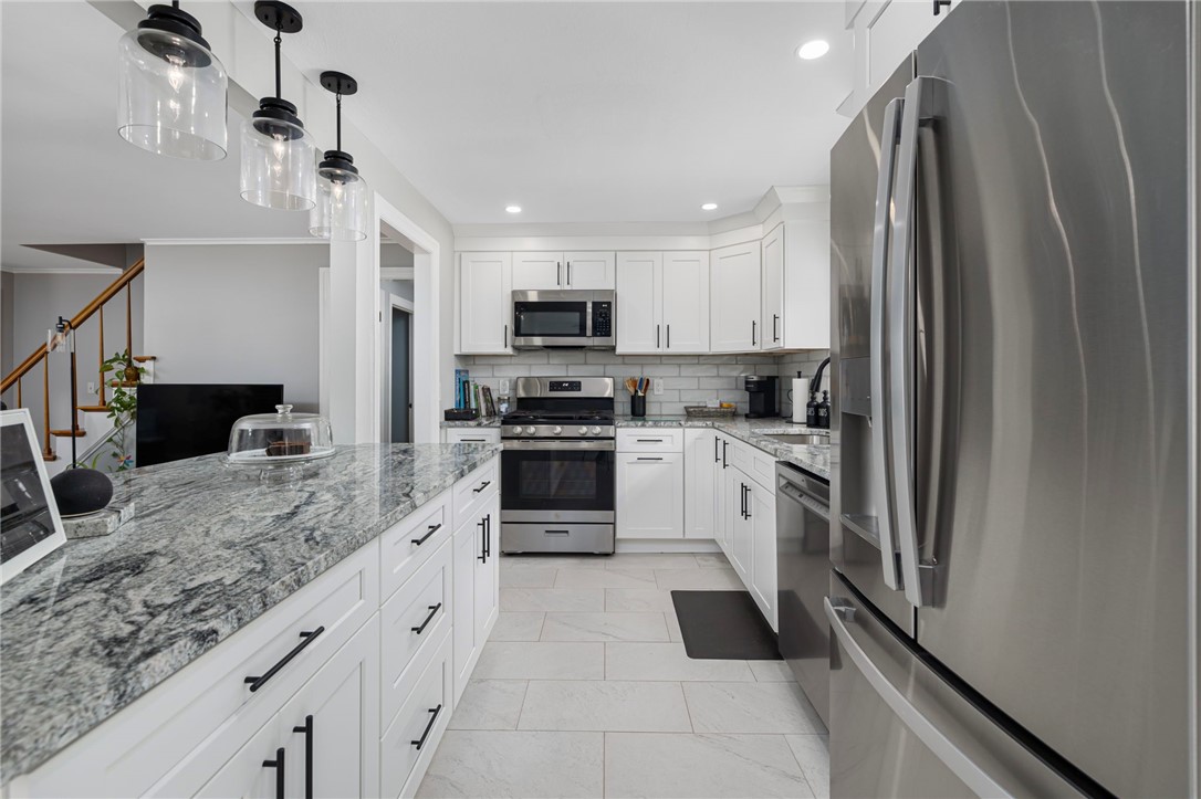 26 Tarleton Road South Kingstown, RI 02879 - Photo 6 of 42 Gallery Image 6