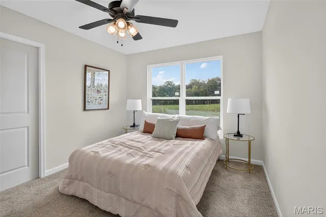 $339,900 | 826 Glenbriar Drive, Waterloo, IL 62298