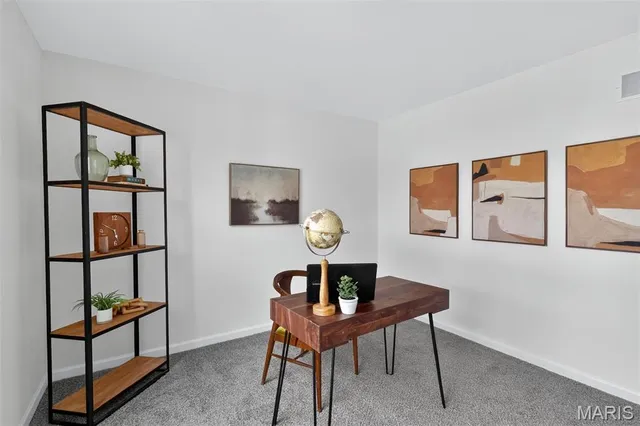 $339,900 | 826 Glenbriar Drive, Waterloo, IL 62298