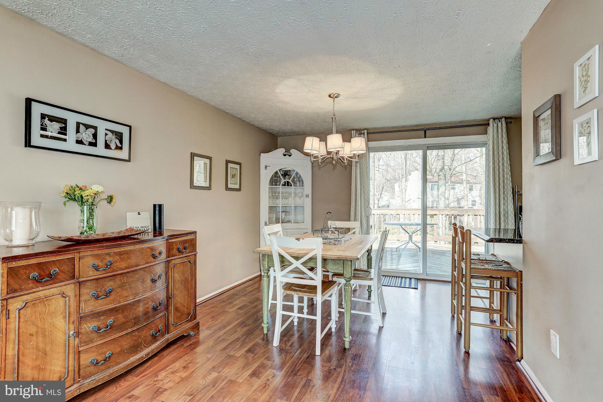 8469 Rippled Creek Court Springfield, VA 22153 - Photo 5 of 30 Living Room