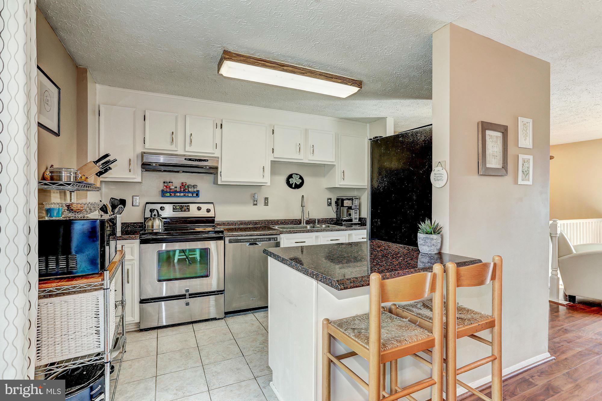 8469 Rippled Creek Court Springfield, VA 22153 - Photo 7 of 30 Kitchen