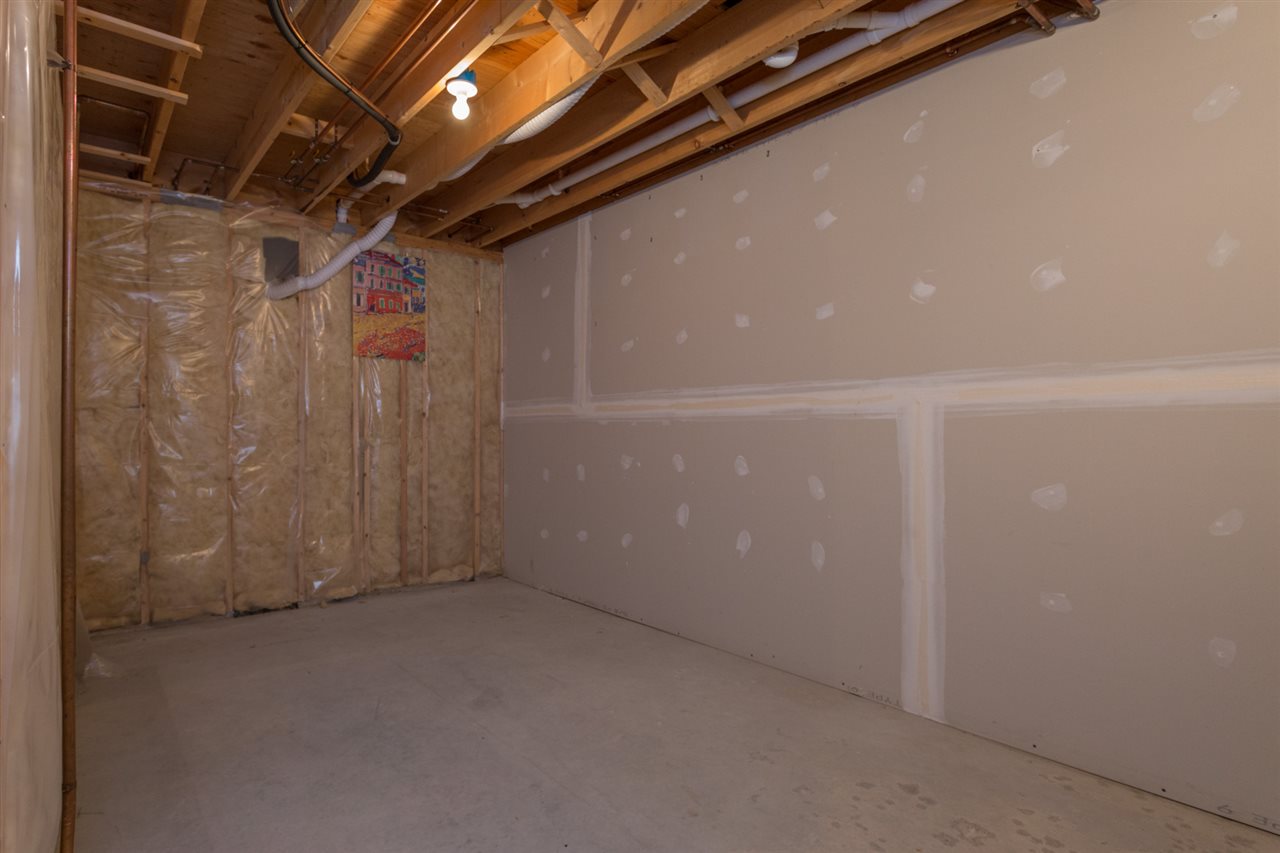 223 Cushing Road Newmarket, NH 03857 - Photo 32 of 40