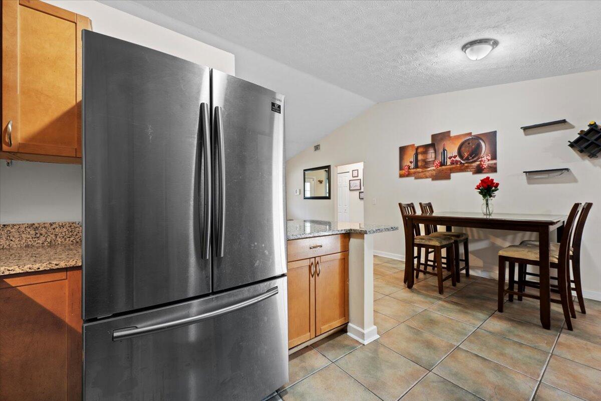 6015 Raintree Trail Fort Pierce, FL 34982 - Photo 12 of 19 14-LUX_4715