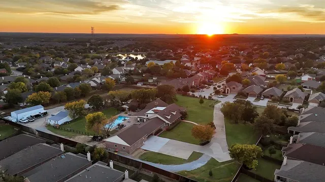 $369,000 | 2600 Pioneer Drive, Denton, TX 76210