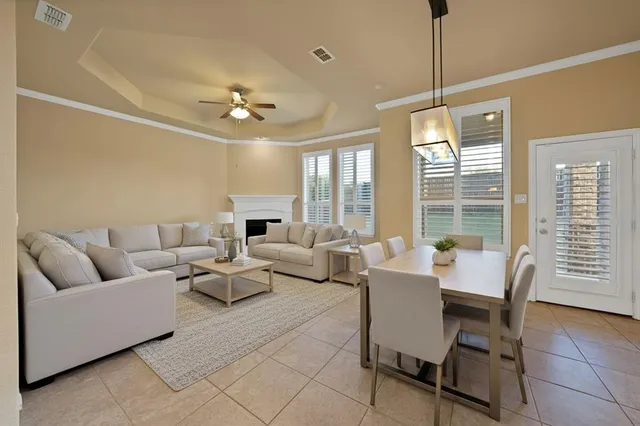 $369,000 | 2600 Pioneer Drive, Denton, TX 76210