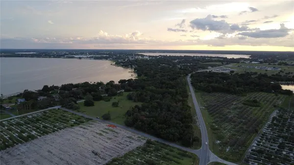a view of a lake from a yard