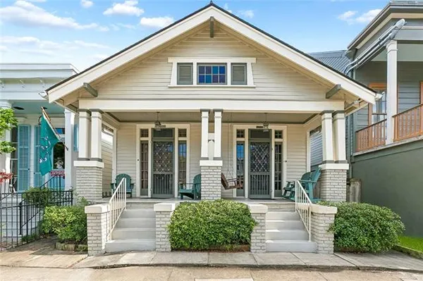$1,900 | 2230 Constance Street, New Orleans, LA 70130